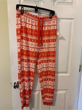 Jenni size small NWT lounge pants; no pockets; very soft